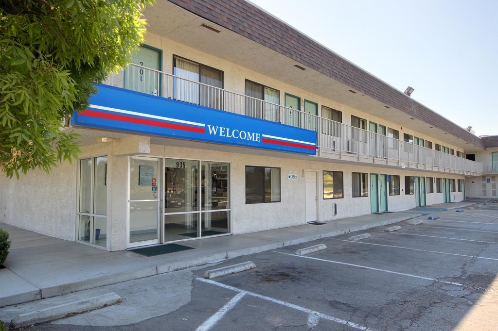 Motel 6-Porterville, Ca エクステリア 写真