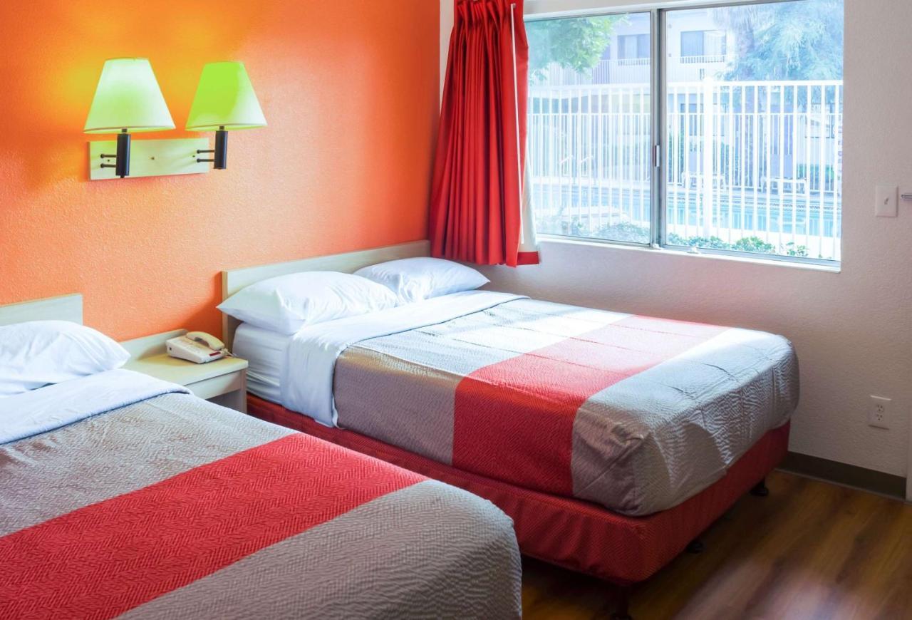 Motel 6-Porterville, Ca エクステリア 写真