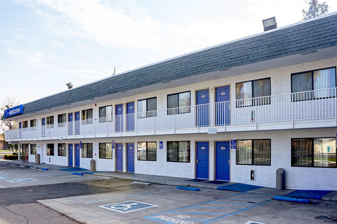 Motel 6-Porterville, Ca エクステリア 写真