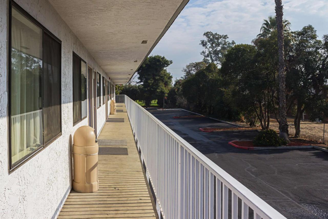 Motel 6-Porterville, Ca エクステリア 写真